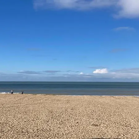 Renovated With A Location On A Dike Apartmán Koksijde